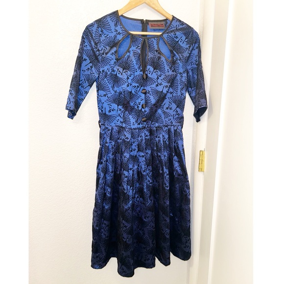 VOODOO VIXEN Paula Swing dress MIDI pleated with keyhole detail BLUE SZ: Medium - Picture 2 of 16